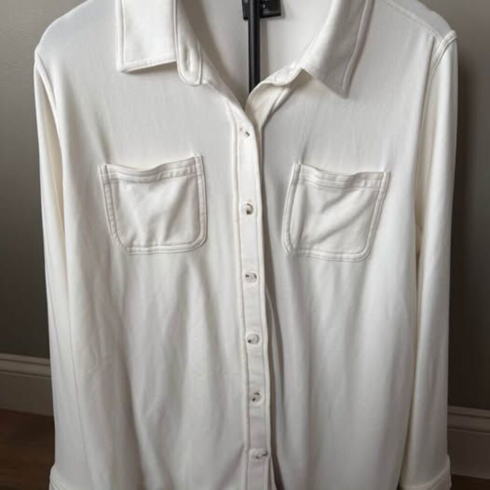 Soft Women’s White Button up
